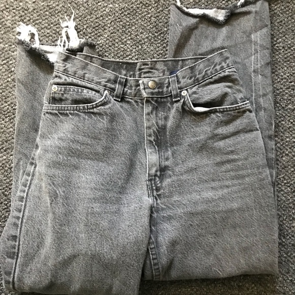 ❌SOLDHigh Sierra Mom jeans❌ - Picture 3 of 5